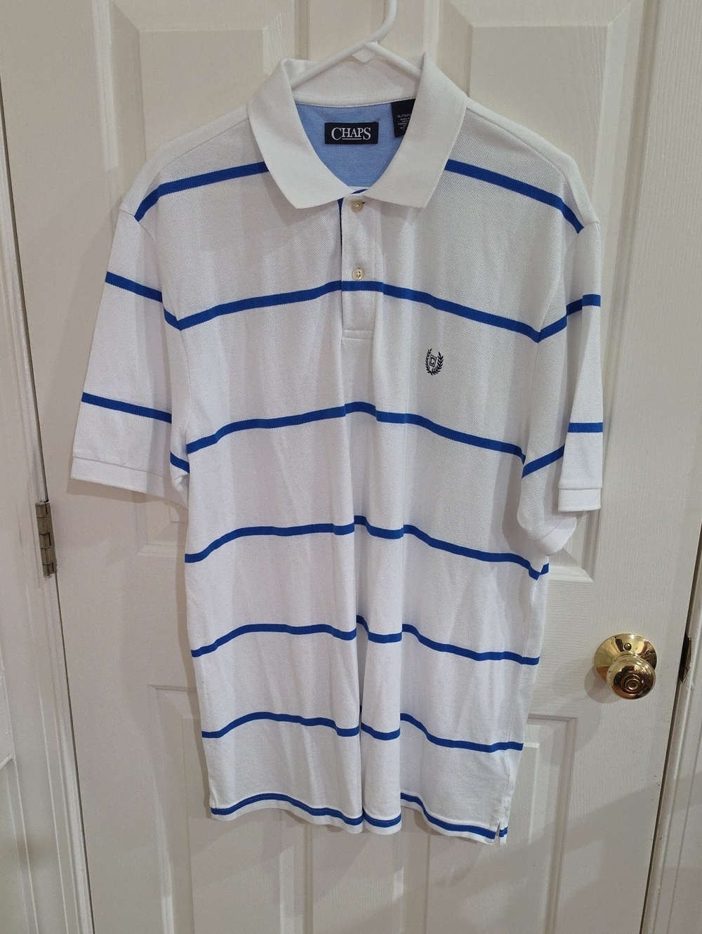 Chaps Men's White Polo with Royal Blue Stripes - Size XL
